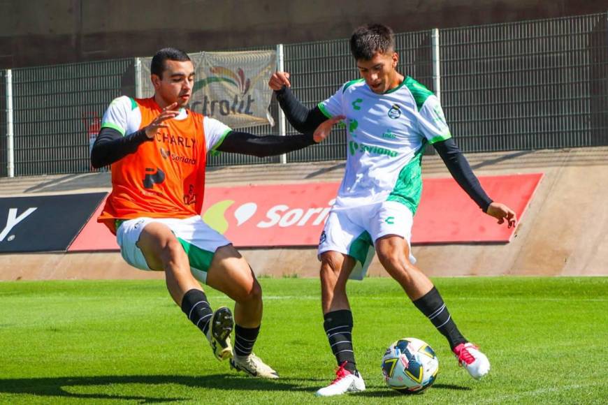 Antony “Choco” Lozano realiza su primer entrenamiento con el Santos Laguna de México