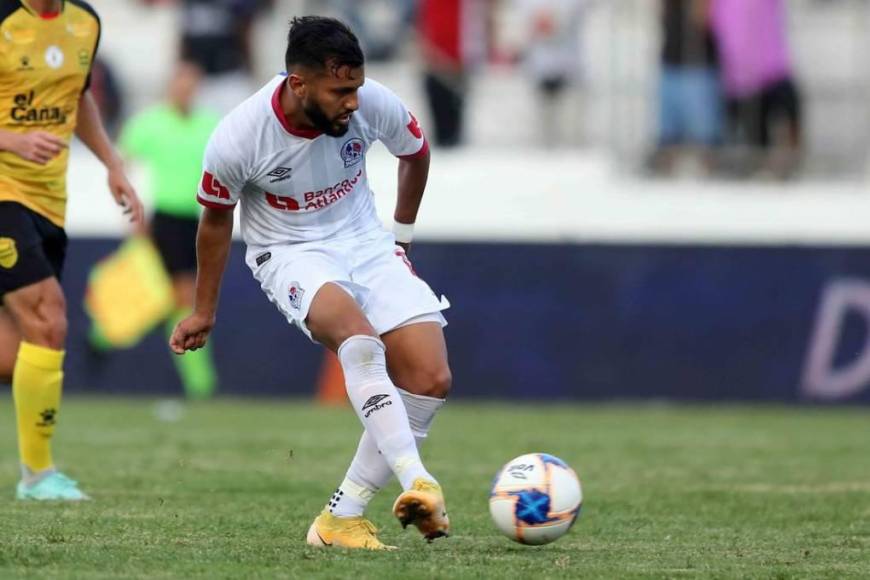 El once que Pedro Troglio utilizaría ante el Alajuelense