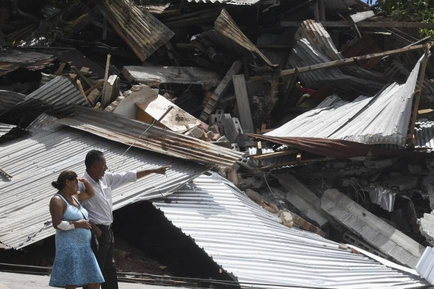 Más de 2 mil personas han sido rescatadas de la colonia Guillén por falla geológica