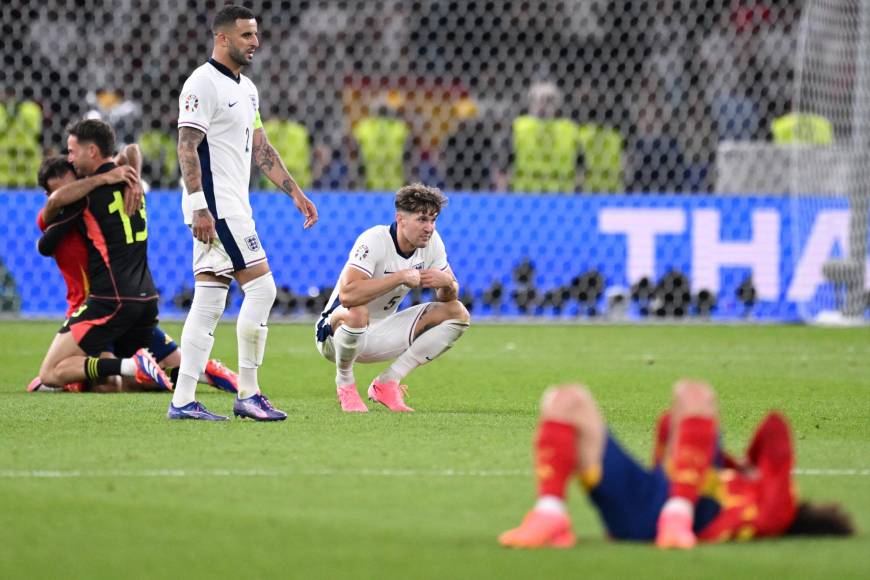 ¡Bellingham entre lágrimas! Las tristes imágenes de Inglaterra al perder otra final de Eurocopa