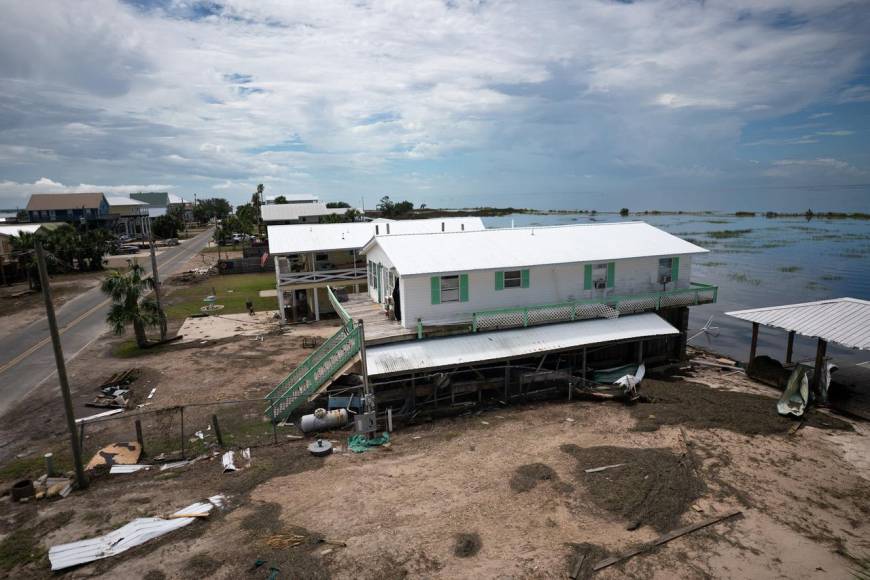 “Es parte de vivir aquí”: Florida evalúa daños tras paso de Idalia