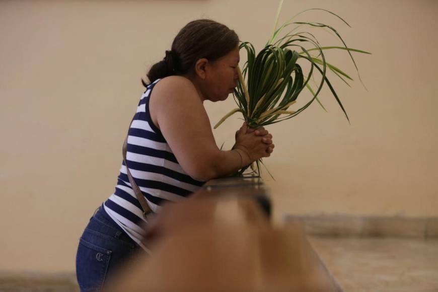 Con mucho fervor, capitalinos celebran el Domingo de Ramos