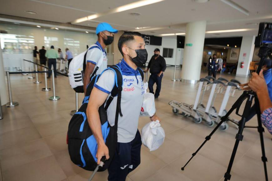 Así fue la llegada de la Selección de Honduras tras su gira en Europa y Asia