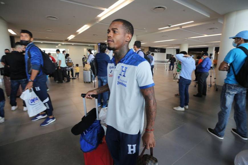 Así fue la llegada de la Selección de Honduras tras su gira en Europa y Asia