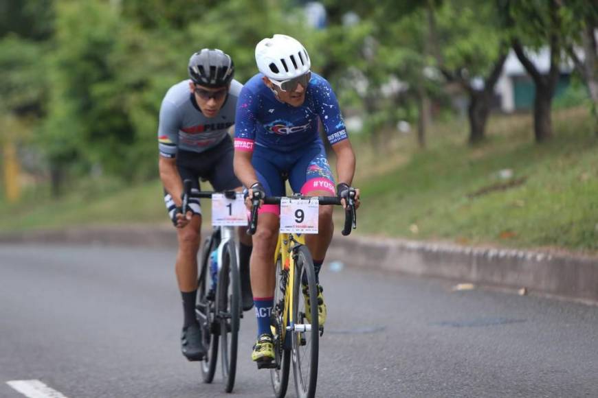 Adrenalina a tope en la categoría Élite de la Vuelta Ciclística; Luis López busca el bicampeonato