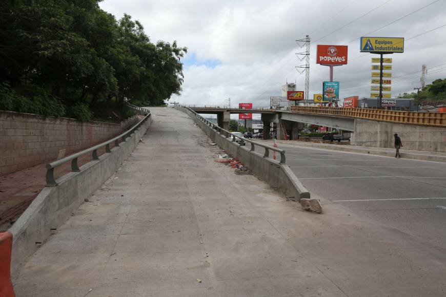 ¿Cómo avanza la construcción del puente elevado de la colonia Kennedy?