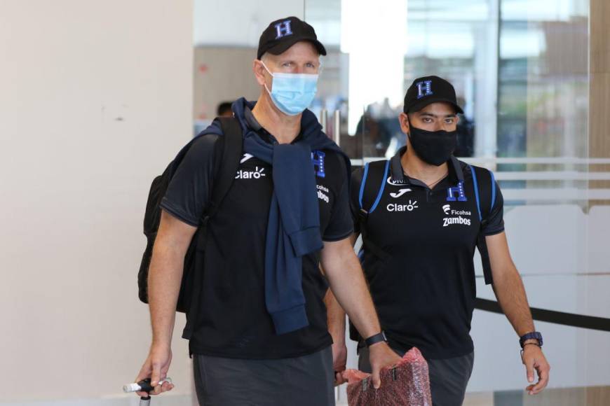 Así fue la llegada de la Selección de Honduras tras su gira en Europa y Asia