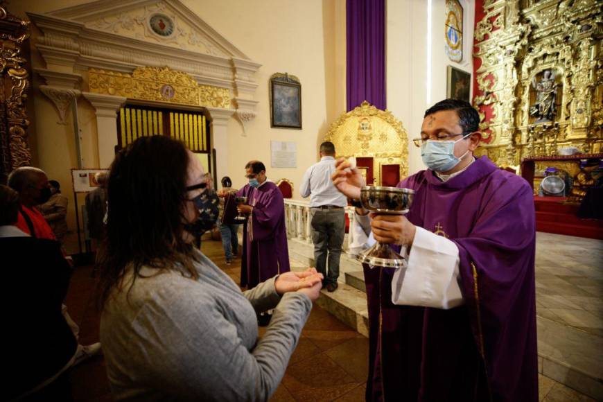 Con devoción y fe: Así se celebra el Miércoles de Ceniza en Honduras