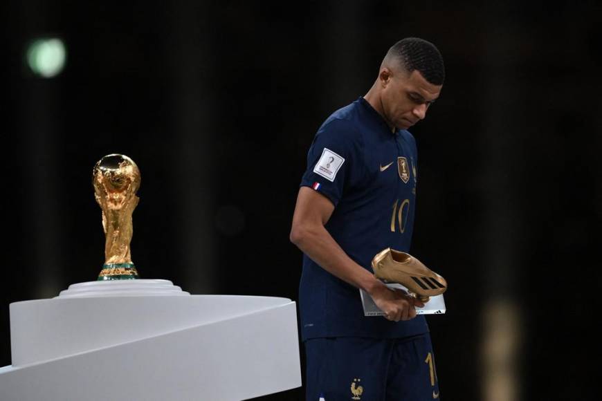 Ira y decepción: la reacción de Mbappé tras perder la copa mundial