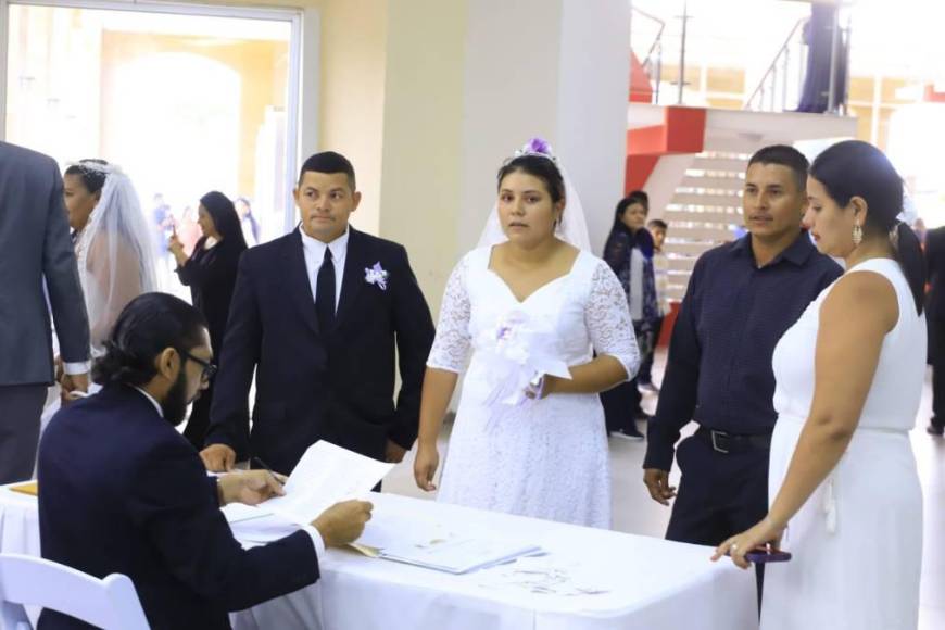 Pastor Germán Ponce casó a cientos de parejas en las Bodas de Caná