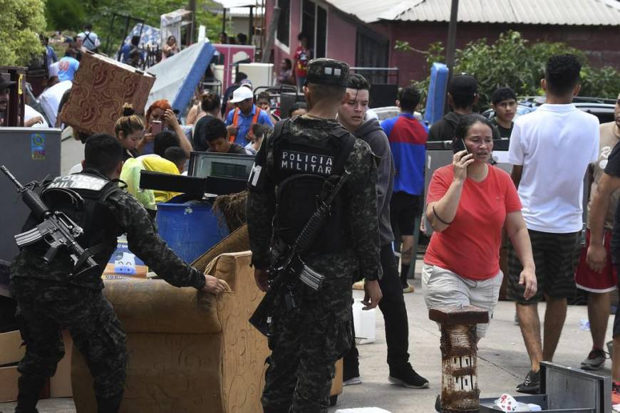 Falla en la Guillén: Impotencia y desesperación entre vecinos obligados a salir de sus hogares