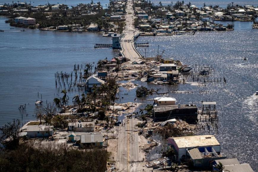 Destrucción, inundaciones y muertes: así fue el paso del huracán Ian por Fort Myers