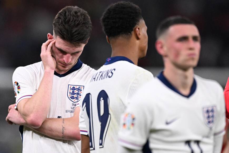 ¡Bellingham entre lágrimas! Las tristes imágenes de Inglaterra al perder otra final de Eurocopa