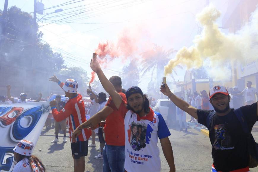 El Caribe y la Ultra Fiel: El mega carnaval que formó la barra de Olimpia en La Ceiba