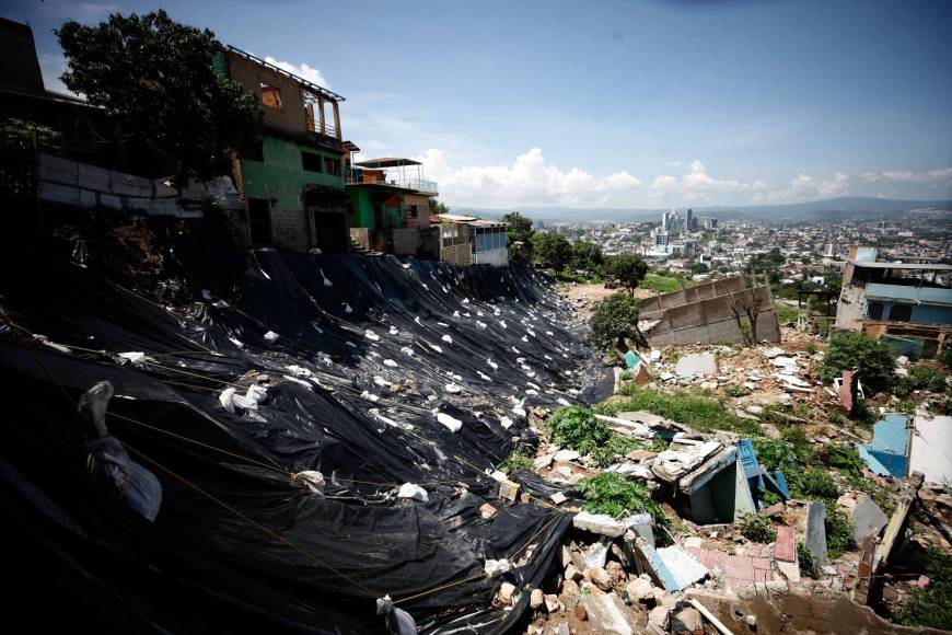 Fotos: A casi un año del desastre en la colonia Guillén