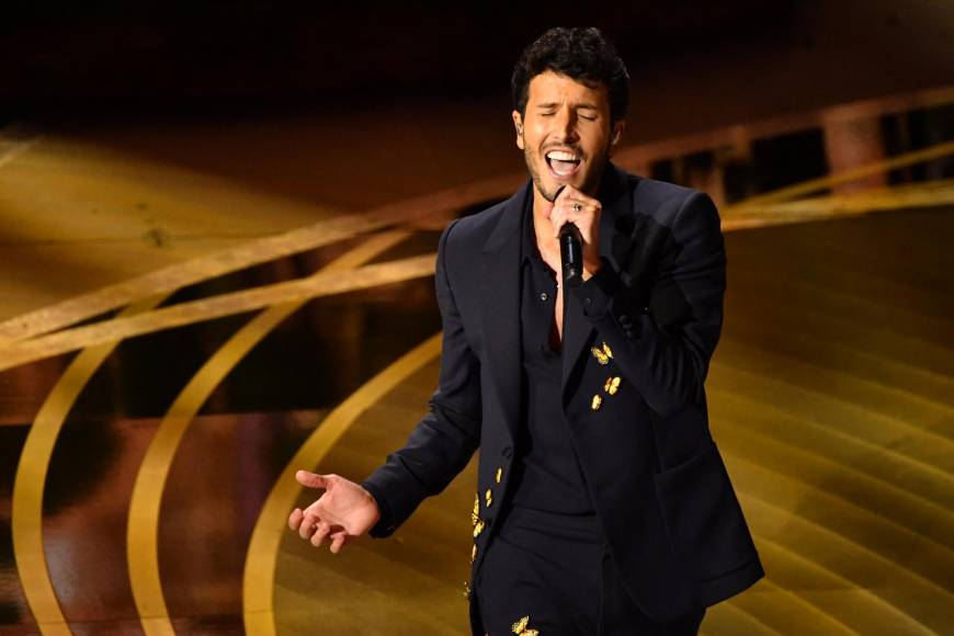 Yatra, Luis Fonsi y Becky G se impusieron en el escenario de los Premios Oscar