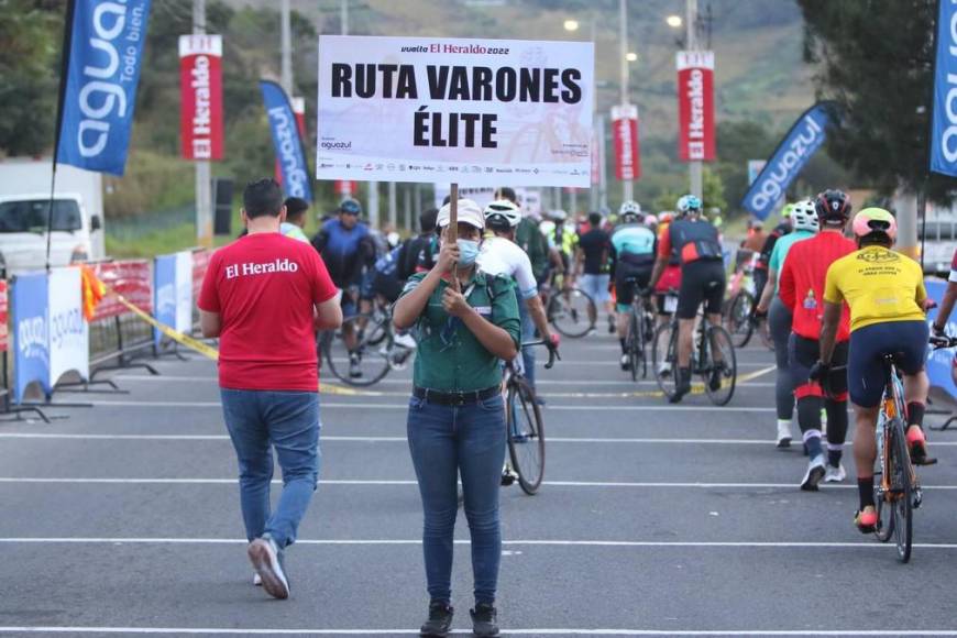 Profesionalismo y experiencia en cobertura periodística de la Vuelta Ciclística EL HERALDO