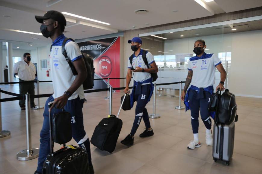 Así fue la llegada de la Selección de Honduras tras su gira en Europa y Asia