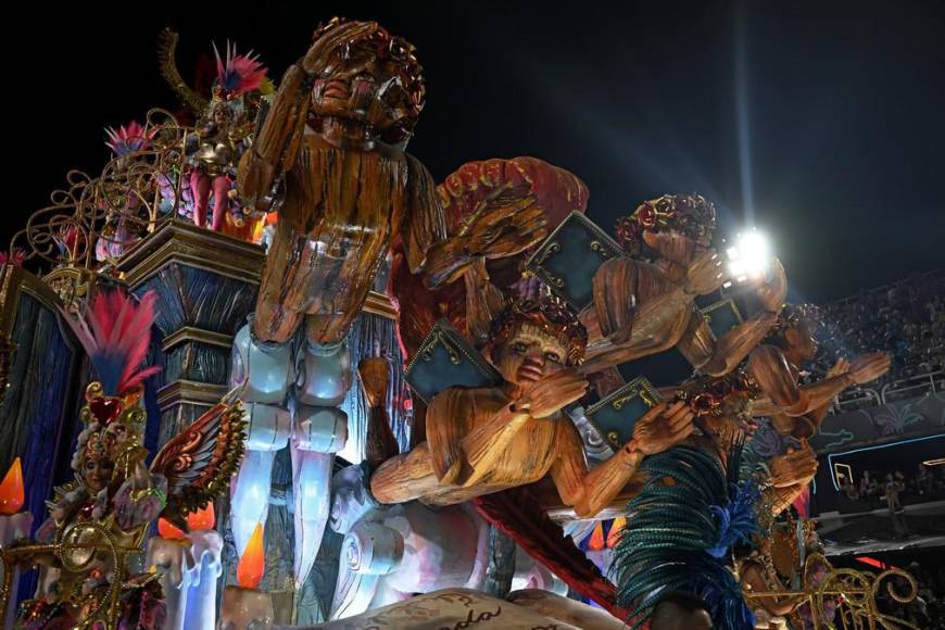 Las impresionantes imágenes que dejó el carnaval de Río de Janeiro