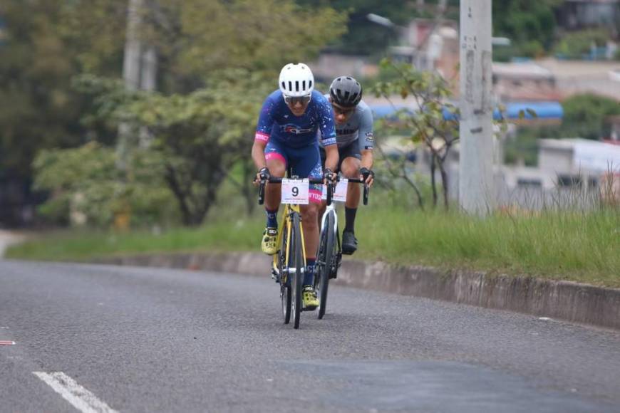 Adrenalina a tope en la categoría Élite de la Vuelta Ciclística; Luis López busca el bicampeonato