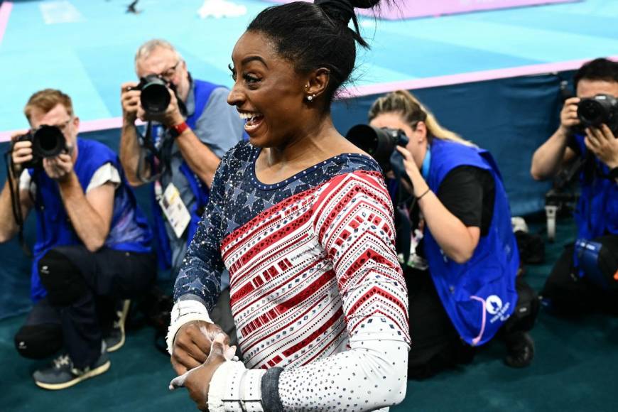 Así ganó Simone Biles su primera medalla de oro en París 2024