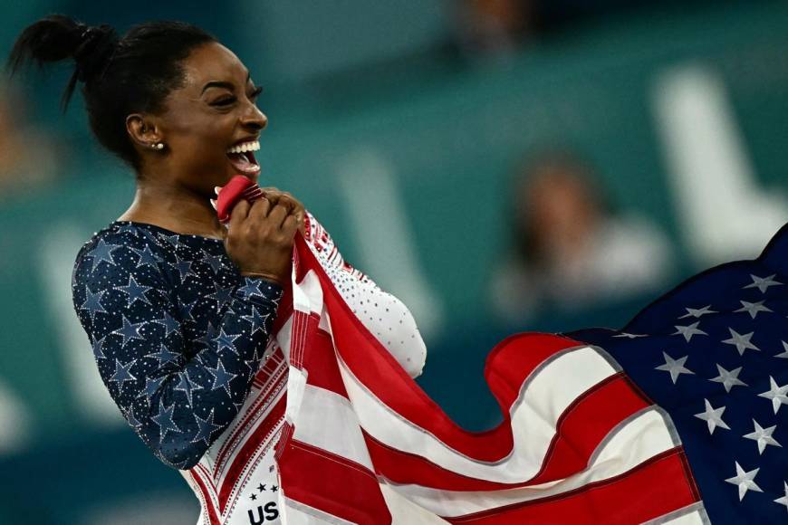 Así ganó Simone Biles su primera medalla de oro en París 2024