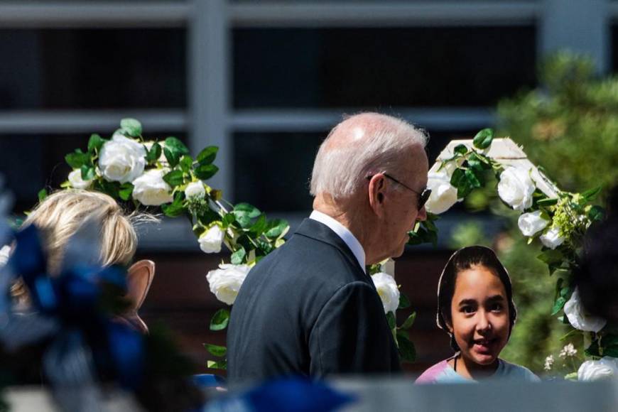 Así fue el recorrido de Joe Biden por Uvalde, la ciudad de la masacre escolar