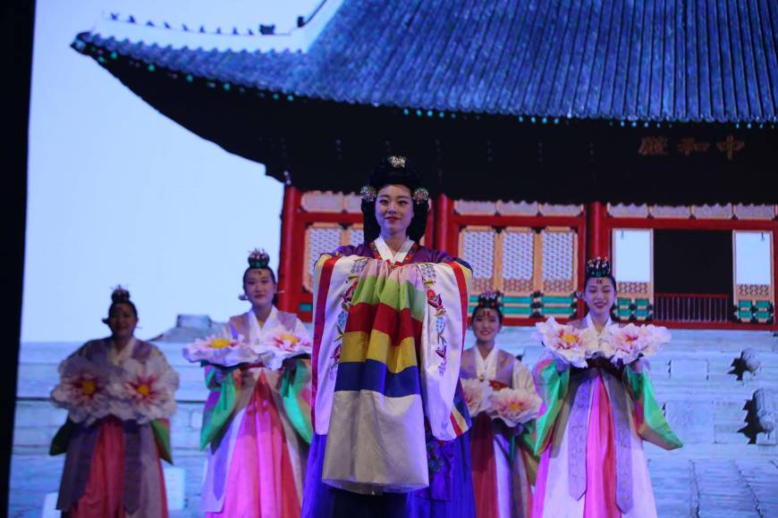 En imágenes: así fue el show de danza de Corea en Honduras