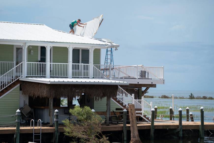 “Es parte de vivir aquí”: Florida evalúa daños tras paso de Idalia