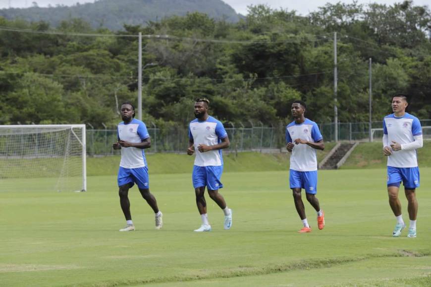 Olimpia no pierde tiempo, recibe dos malas noticias, pero recuperan a una de sus figuras