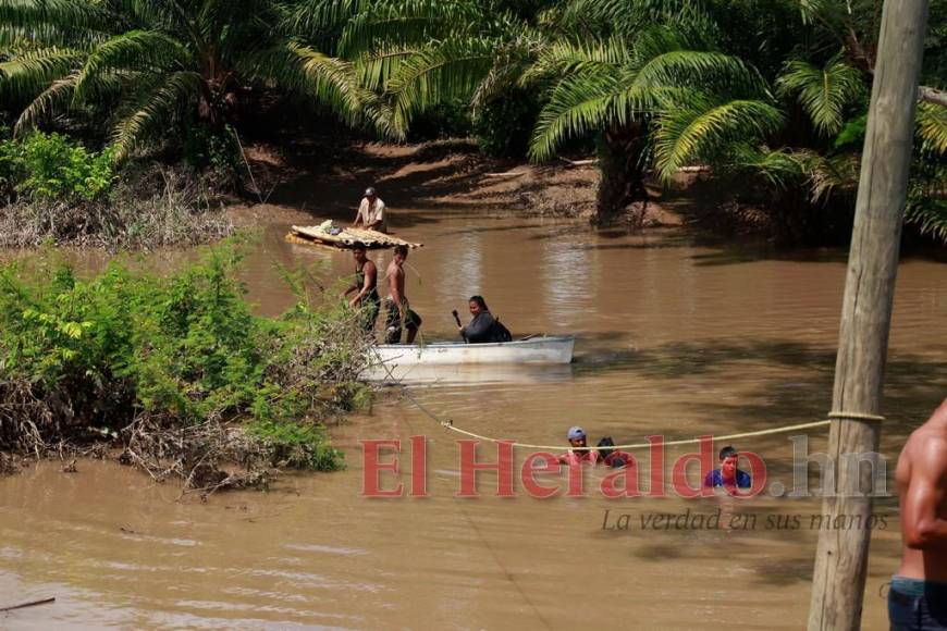 Hambrientos, temerosos y enfermos: Afectados por las lluvias en Choloma claman por ayuda