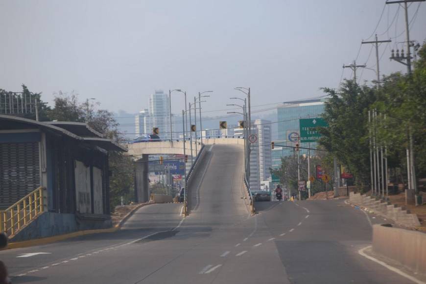 Fotos: la capital de Honduras luce casi vacía este Jueves Santo