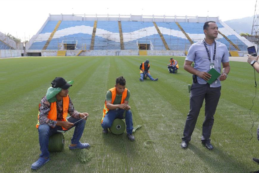 ¡Belleza! Proyecto de la grama del estadio Morazán avanza a un 65%