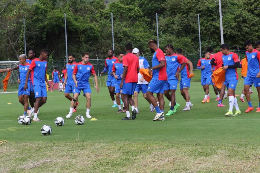 Olimpia estrena uniforme, confirman lesionado y legionario se queda entrenando