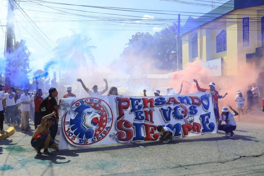 El Caribe y la Ultra Fiel: El mega carnaval que formó la barra de Olimpia en La Ceiba