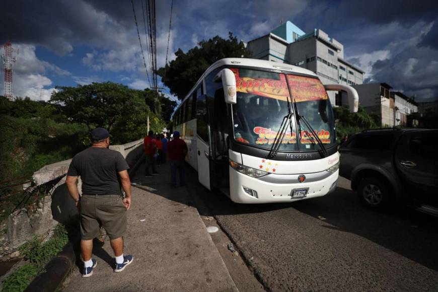 Capitalinos retornan a la ciudad tras largo asueto del Feriado Morazánico