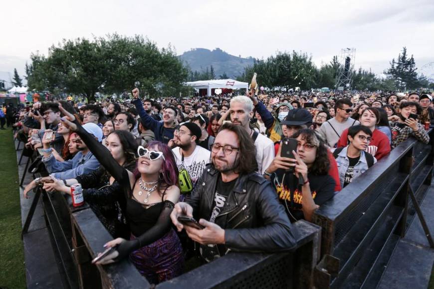 FOTOS: Así rinden homenaje en Bogotá al baterista Taylor Hawkins