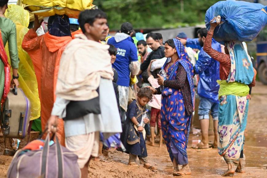 Lluvias devastan plantación de té en India: suman 160 muertes