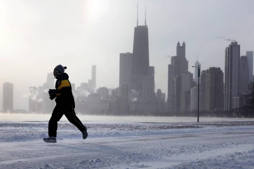 ¿A qué se debe la histórica tormenta de nieve que azota a Estados Unidos?