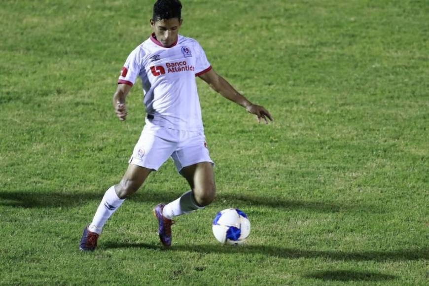 El once que Pedro Troglio utilizaría ante el Alajuelense