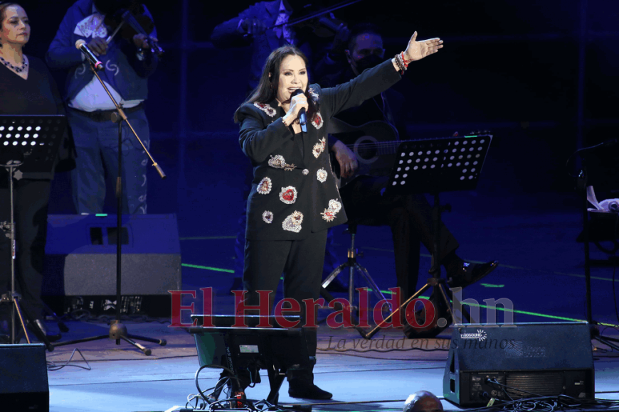 El espectacular concierto de Ana Gabriel en Honduras en imágenes