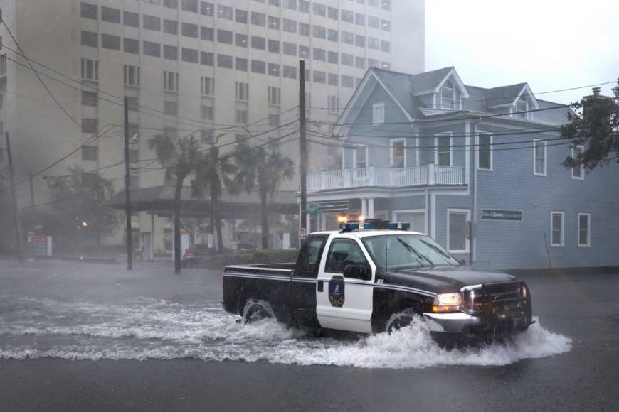 Ian golpea Carolina del Sur tras sembrar destrucción en Florida