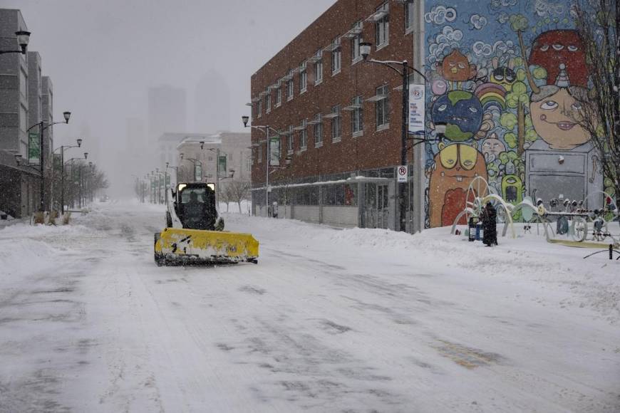 Nieve afecta norte de EUA por ingreso de aire ártico considerado peligroso