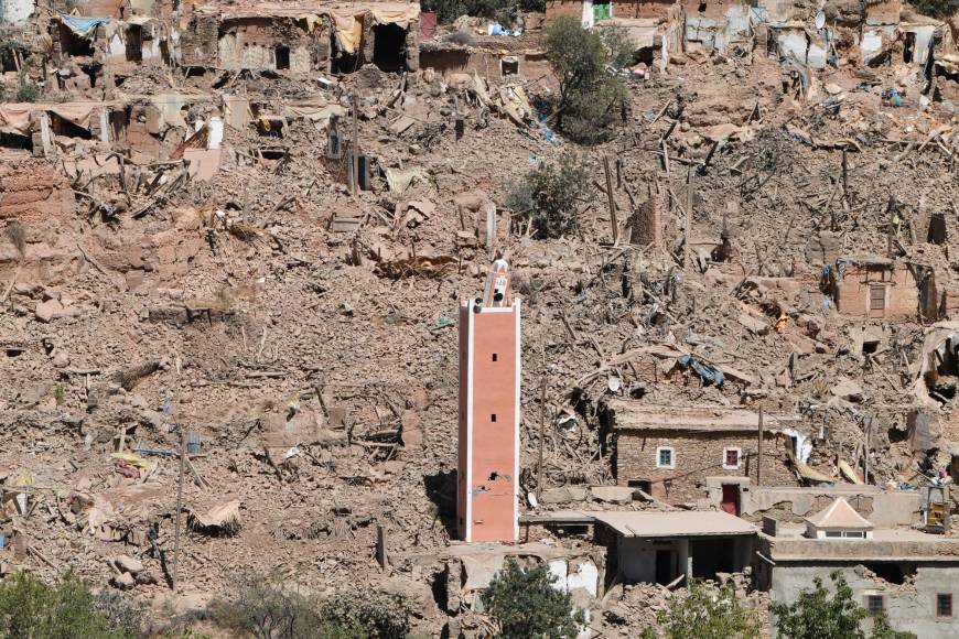 “Están todos debajo de las ruinas”: Marruecos busca sobrevivientes tras brutal sismo