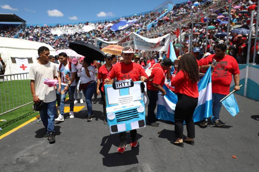 Varios detenidos durante disturbios en marcha de la resistencia dentro del Estadio Nacional