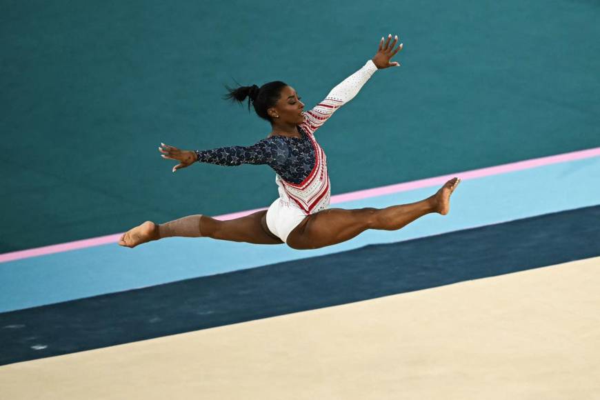 Así ganó Simone Biles su primera medalla de oro en París 2024