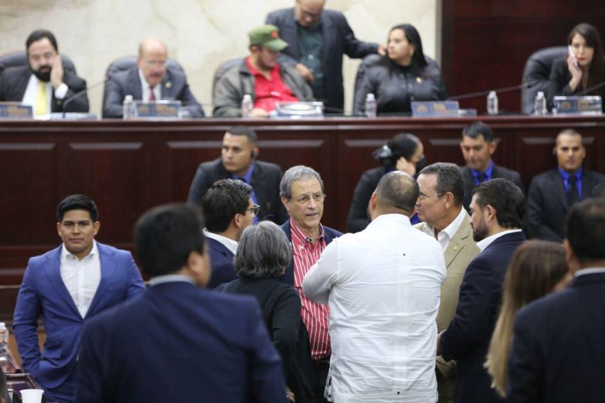 Lo que no se vio de la votación de los diputados hondureños para elegir al fiscal este jueves