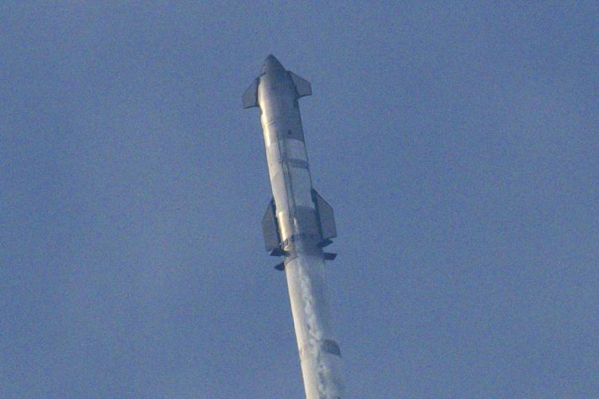 SpaceX “perdió” su megacohete Starship en el tercer vuelo de prueba