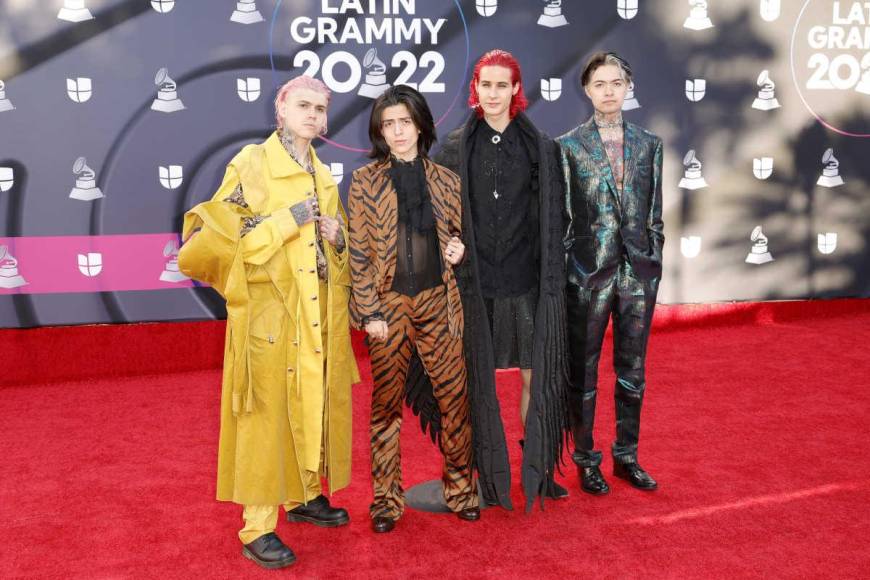 Los peor vestidos en la alfombra de los Latin Grammy 2022