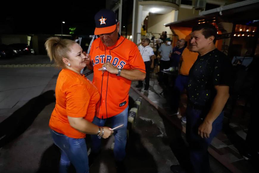 Así fue el eco de felicidad de la familia de Mauricio Dubón tras su victoria en la Serie Mundial